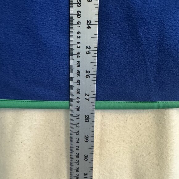 NHL Vancouver Canucks Full Zip Fleece Logo Jacket Hockey Mens Size S Official - Picture 8 of 8